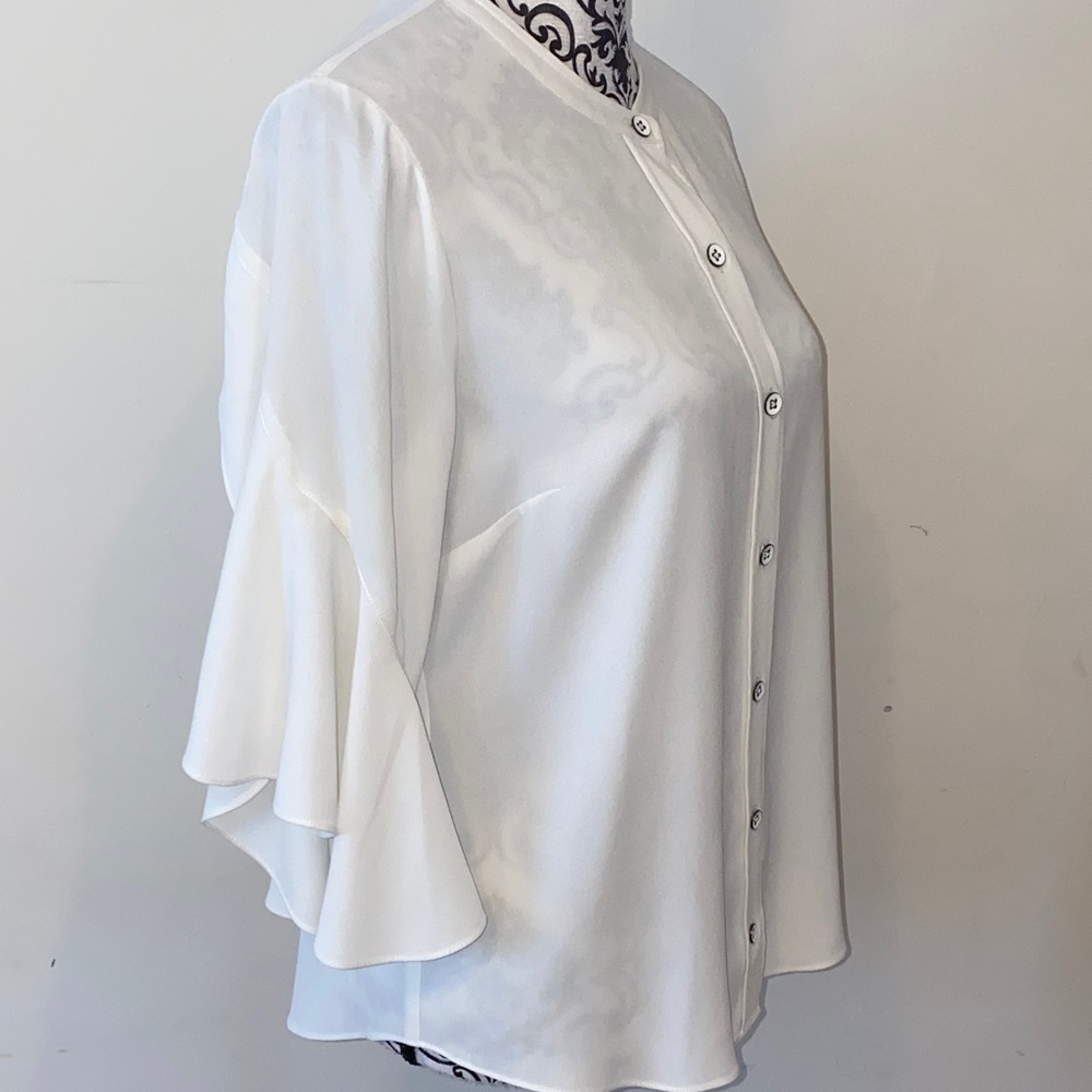 Cabi White Button-Down Float Blouse Size Small Ov… - image 5